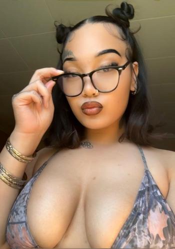 Yukii , 21  female escort, Tacoma